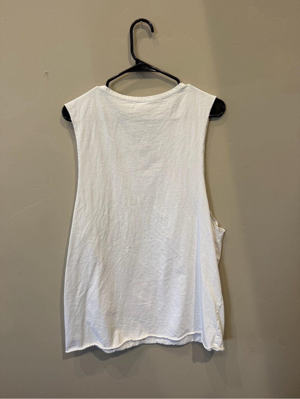 ALO Yoga Men's White Sleeveless Tank Top